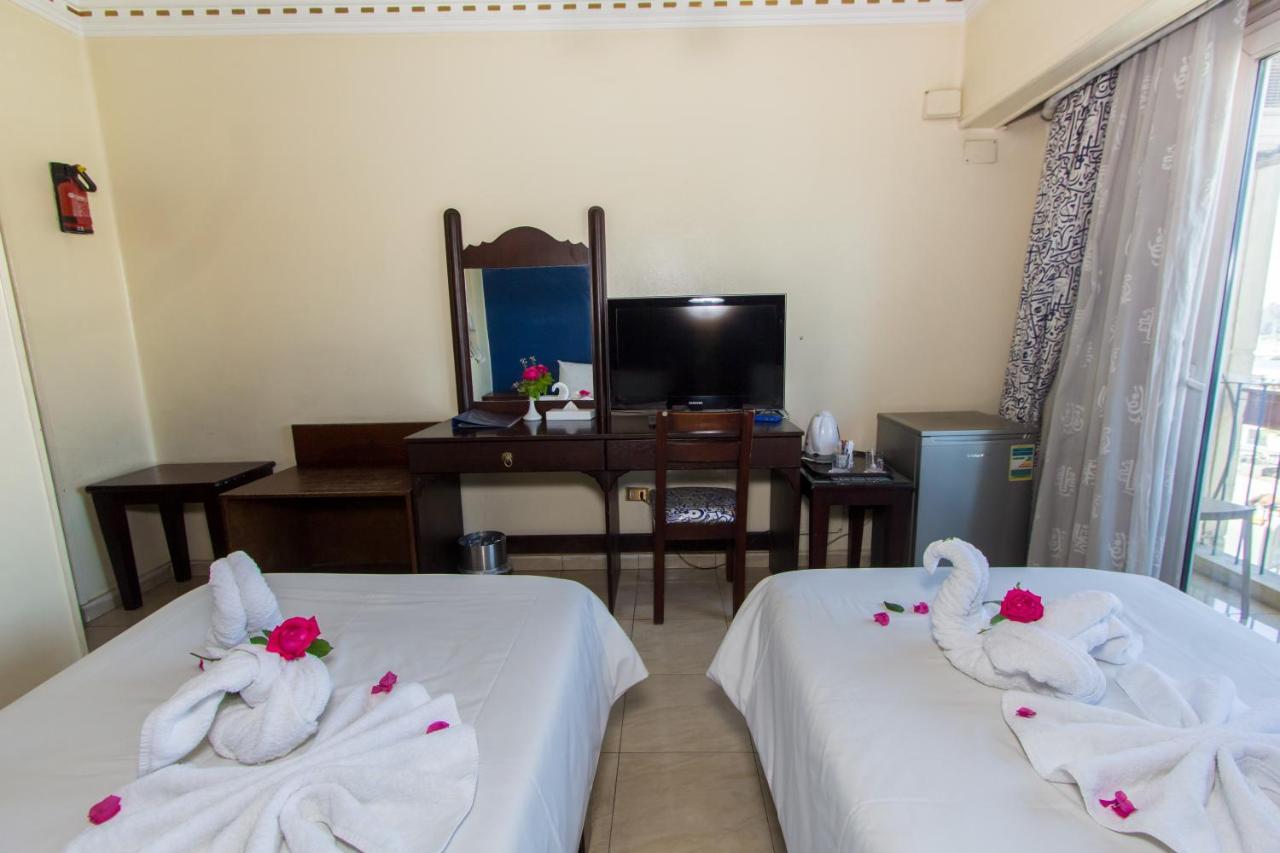 Philae Hotel Aswan Exterior foto