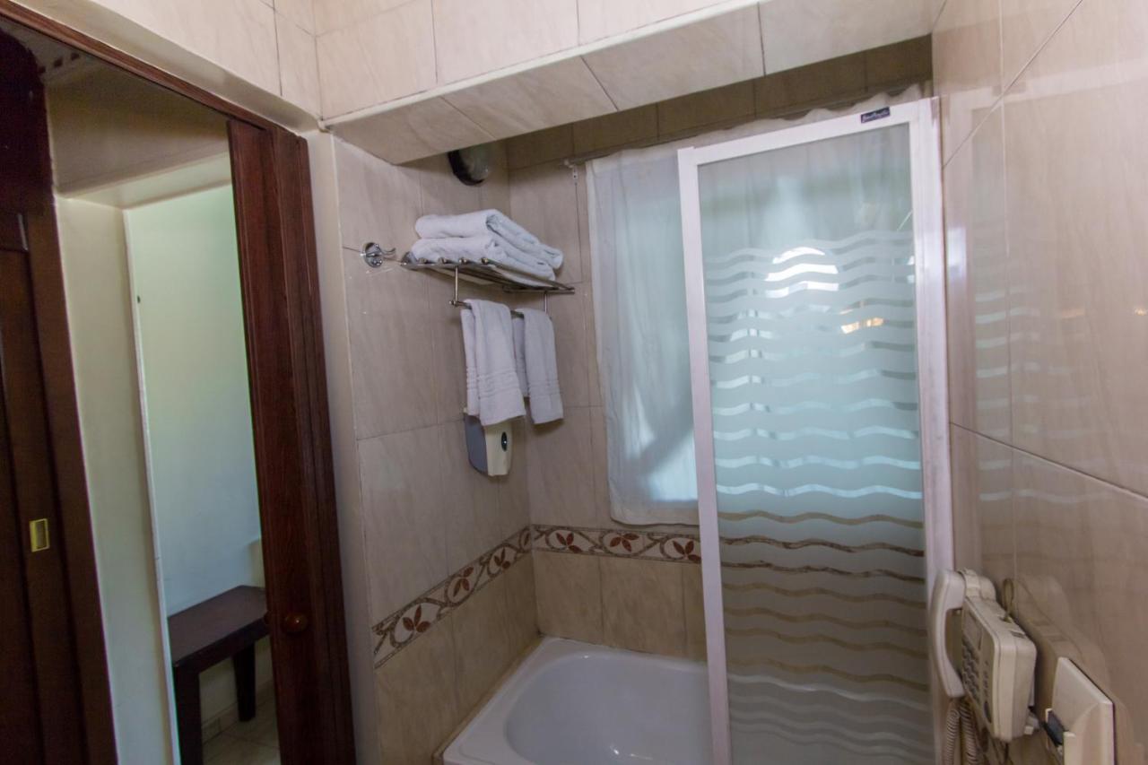 Philae Hotel Aswan Exterior foto