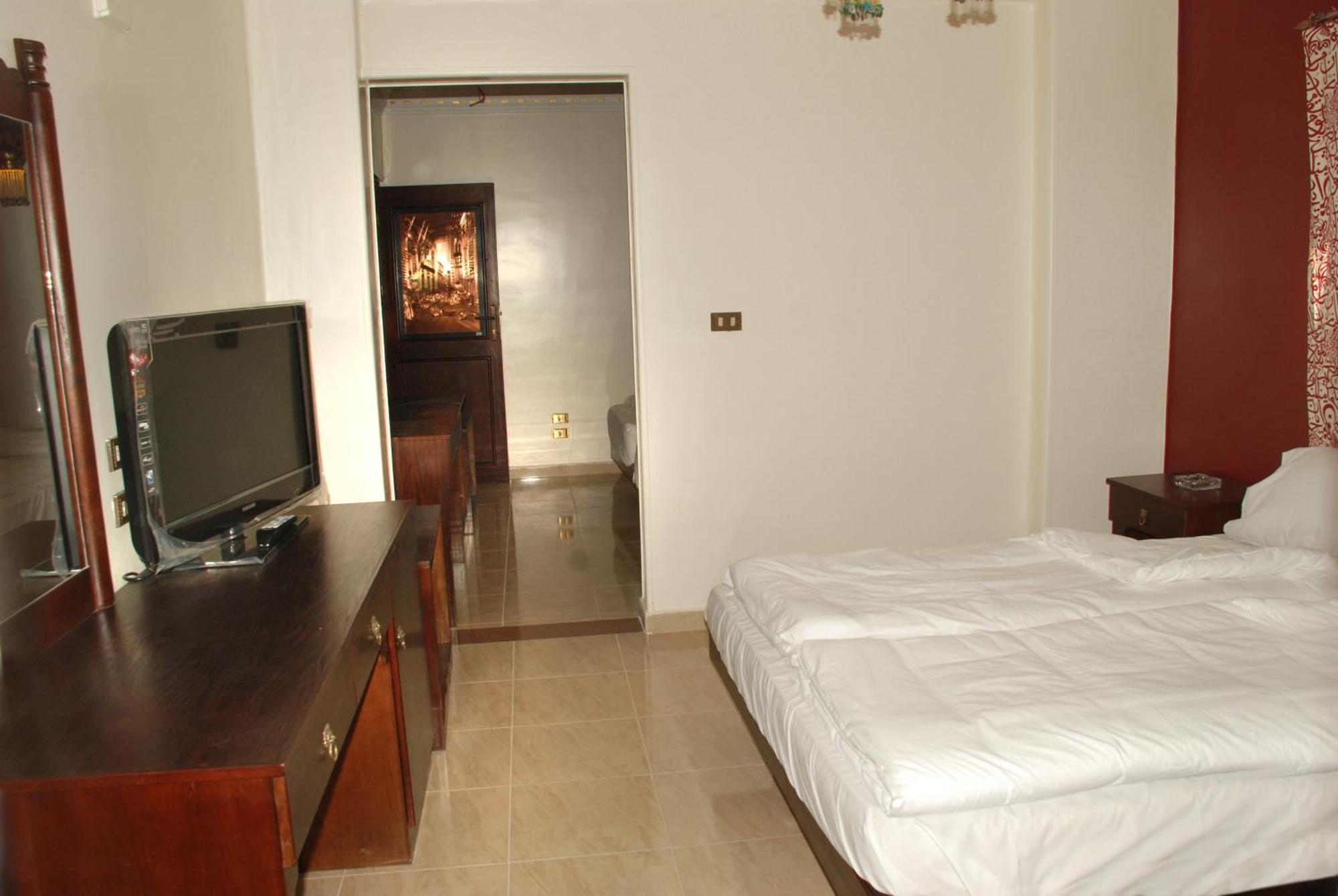 Philae Hotel Aswan Exterior foto